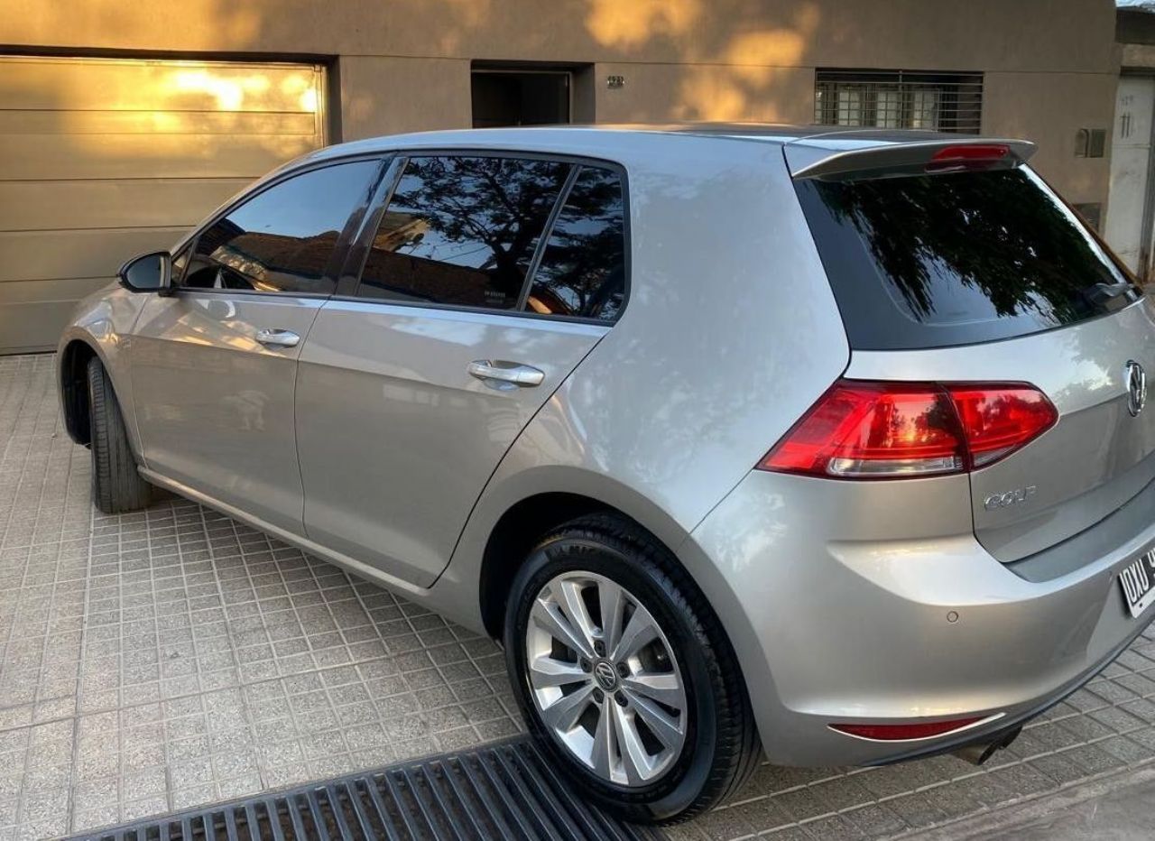 Volkswagen Golf Usado en Mendoza, deRuedas