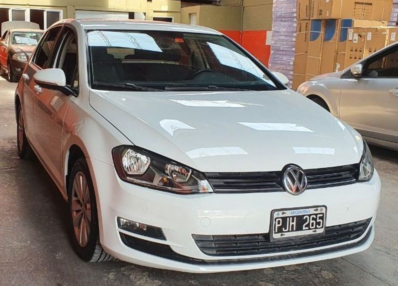Volkswagen Golf Usado en Mendoza, deRuedas