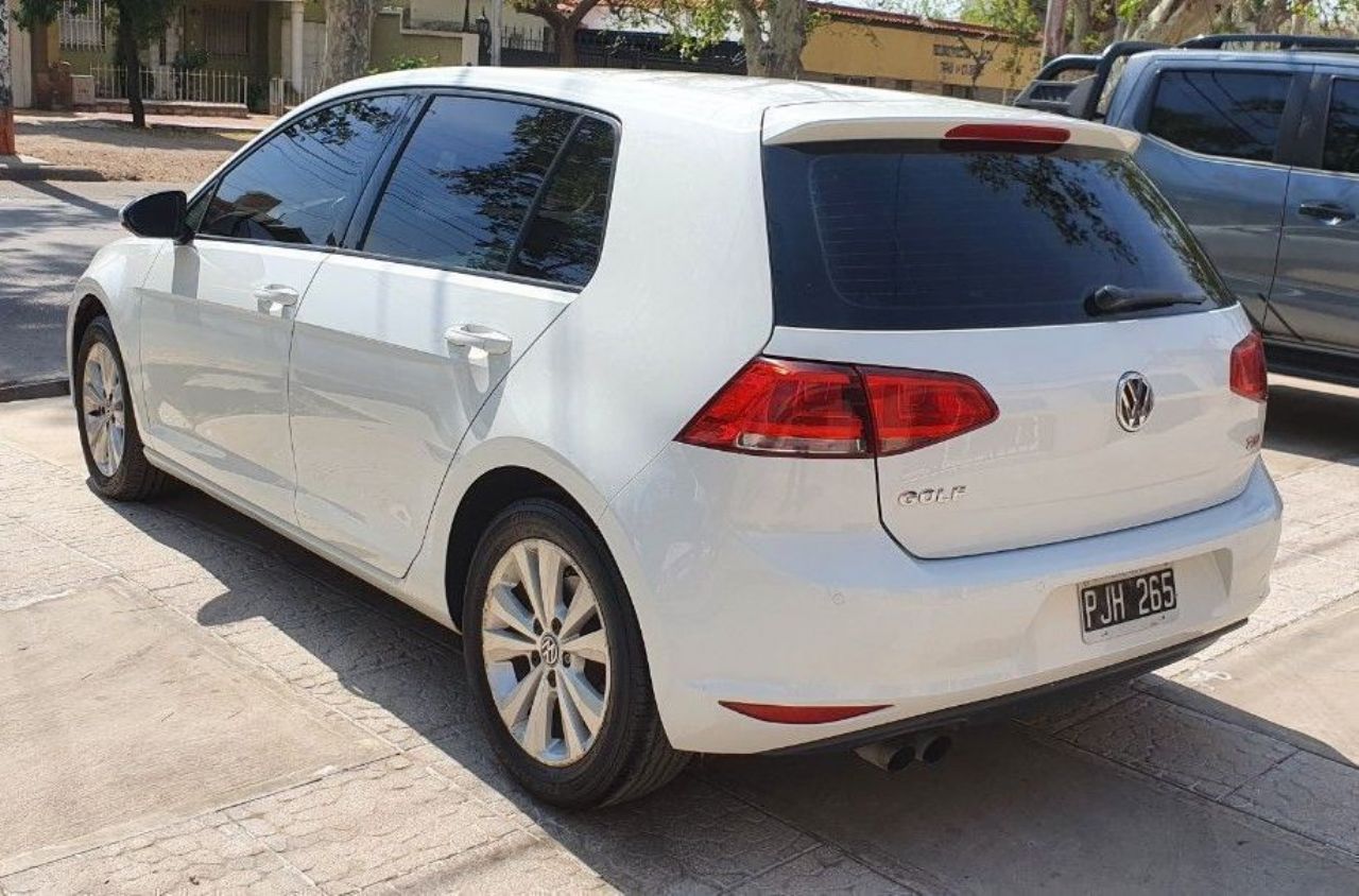 Volkswagen Golf Usado en Mendoza, deRuedas