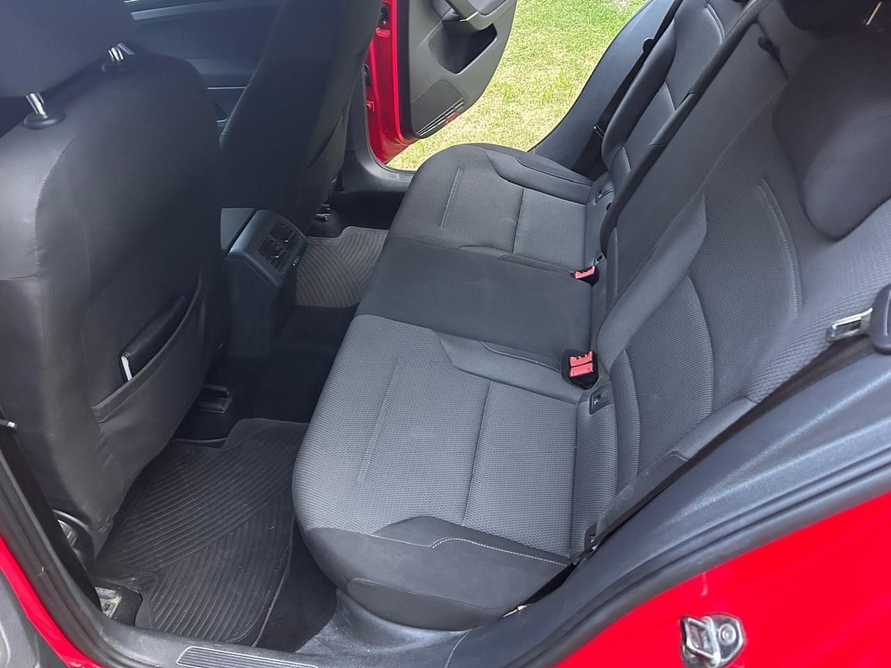 Volkswagen Golf Usado en Buenos Aires, deRuedas