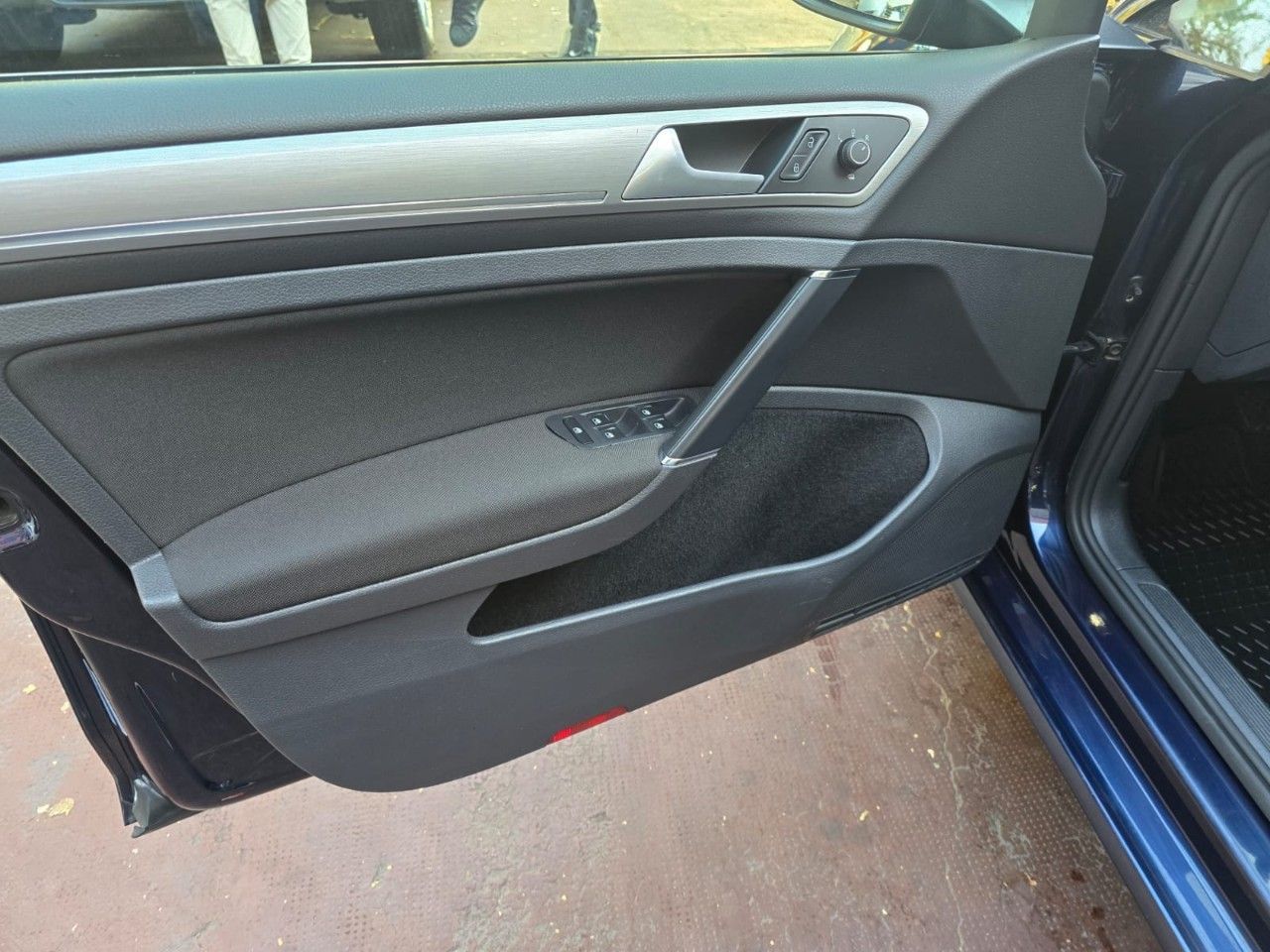 Volkswagen Golf Usado en Mendoza, deRuedas