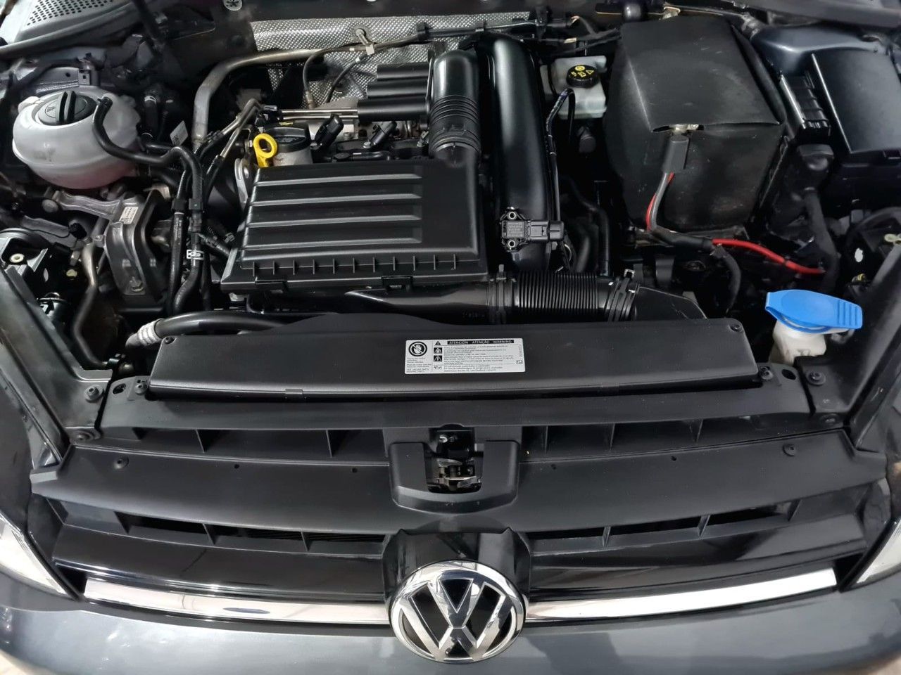 Volkswagen Golf Usado en Mendoza, deRuedas