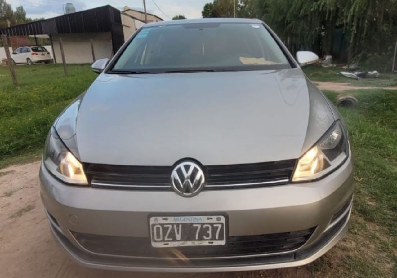 Volkswagen Golf Usado en Buenos Aires, deRuedas