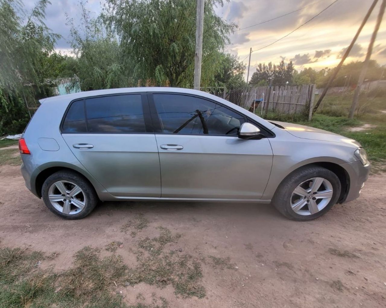 Volkswagen Golf Usado en Buenos Aires, deRuedas