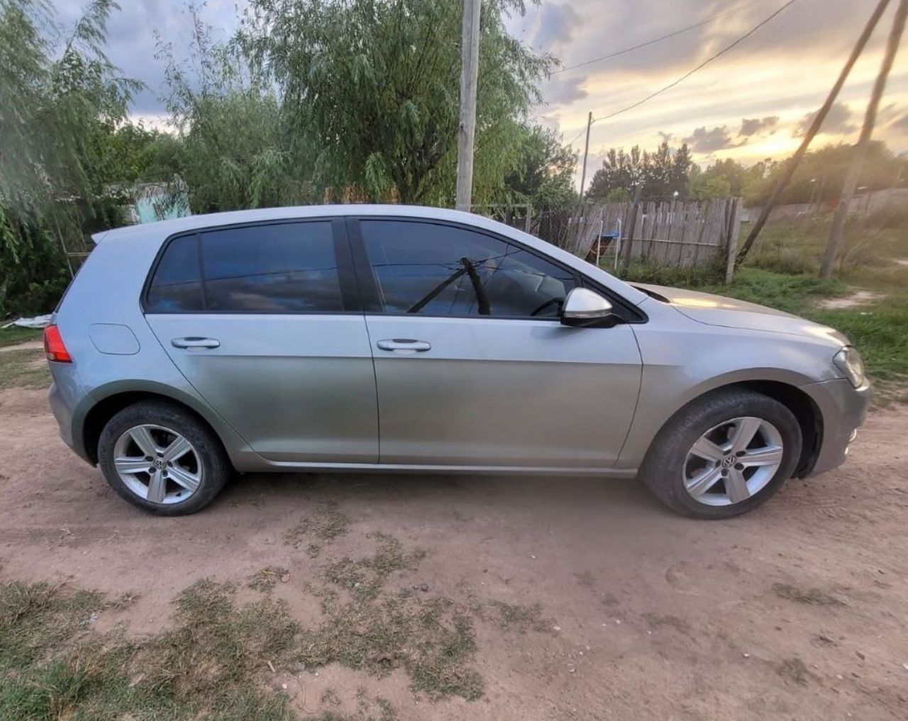 Volkswagen Golf Usado en Buenos Aires, deRuedas