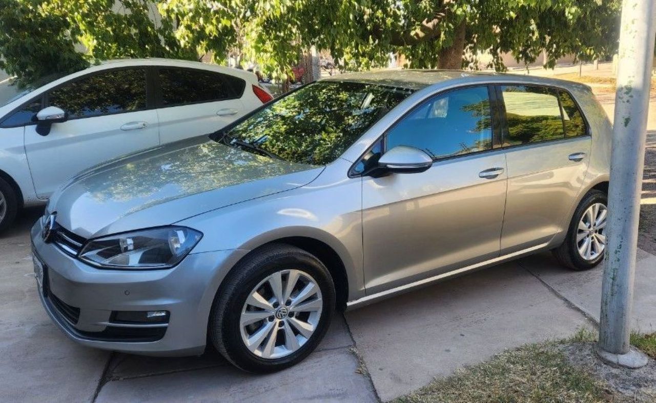 Volkswagen Golf Usado en Mendoza, deRuedas
