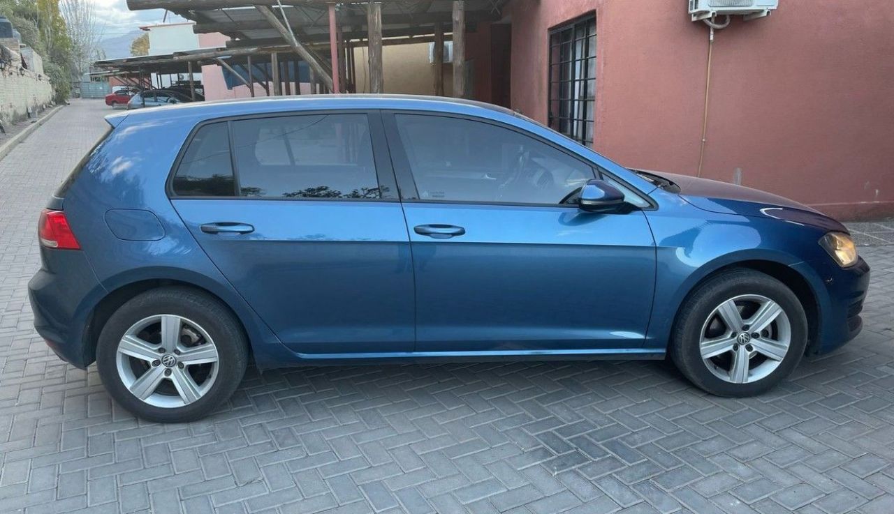 Volkswagen Golf Usado en Mendoza, deRuedas