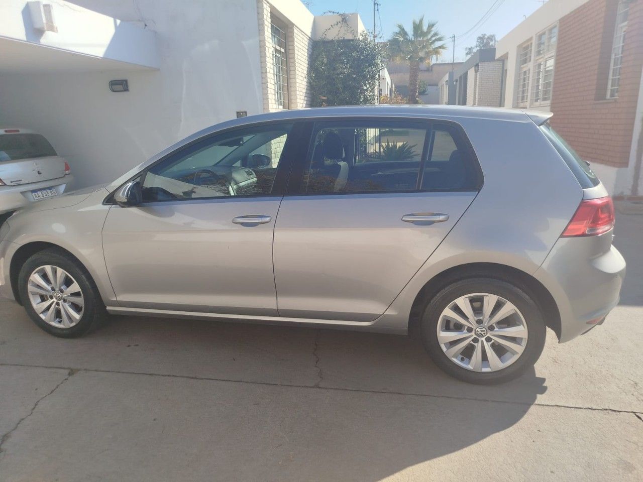 Volkswagen Golf Usado en Mendoza, deRuedas