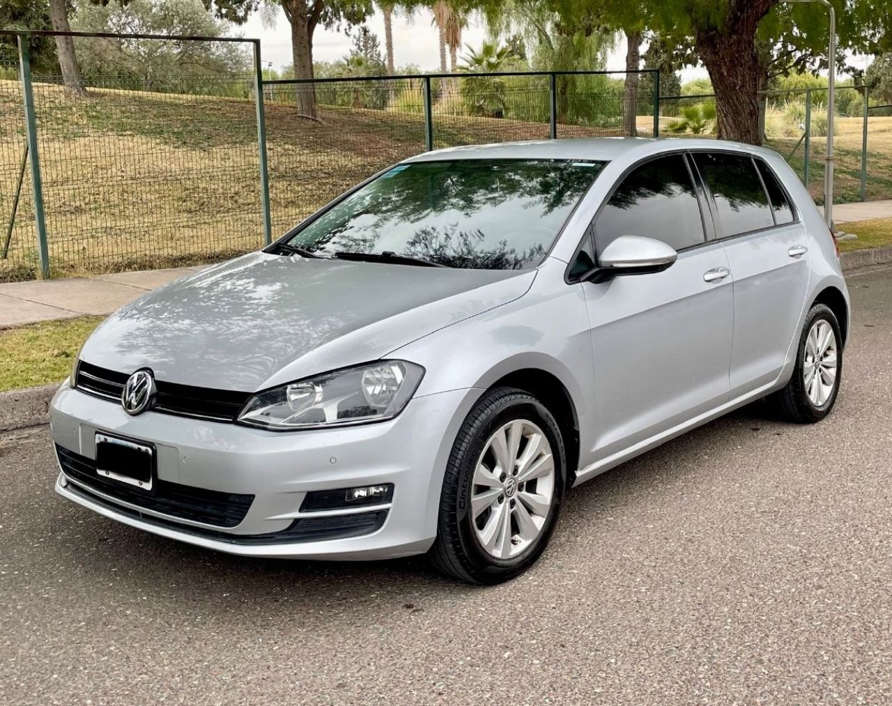 Volkswagen Golf Usado en Mendoza, deRuedas