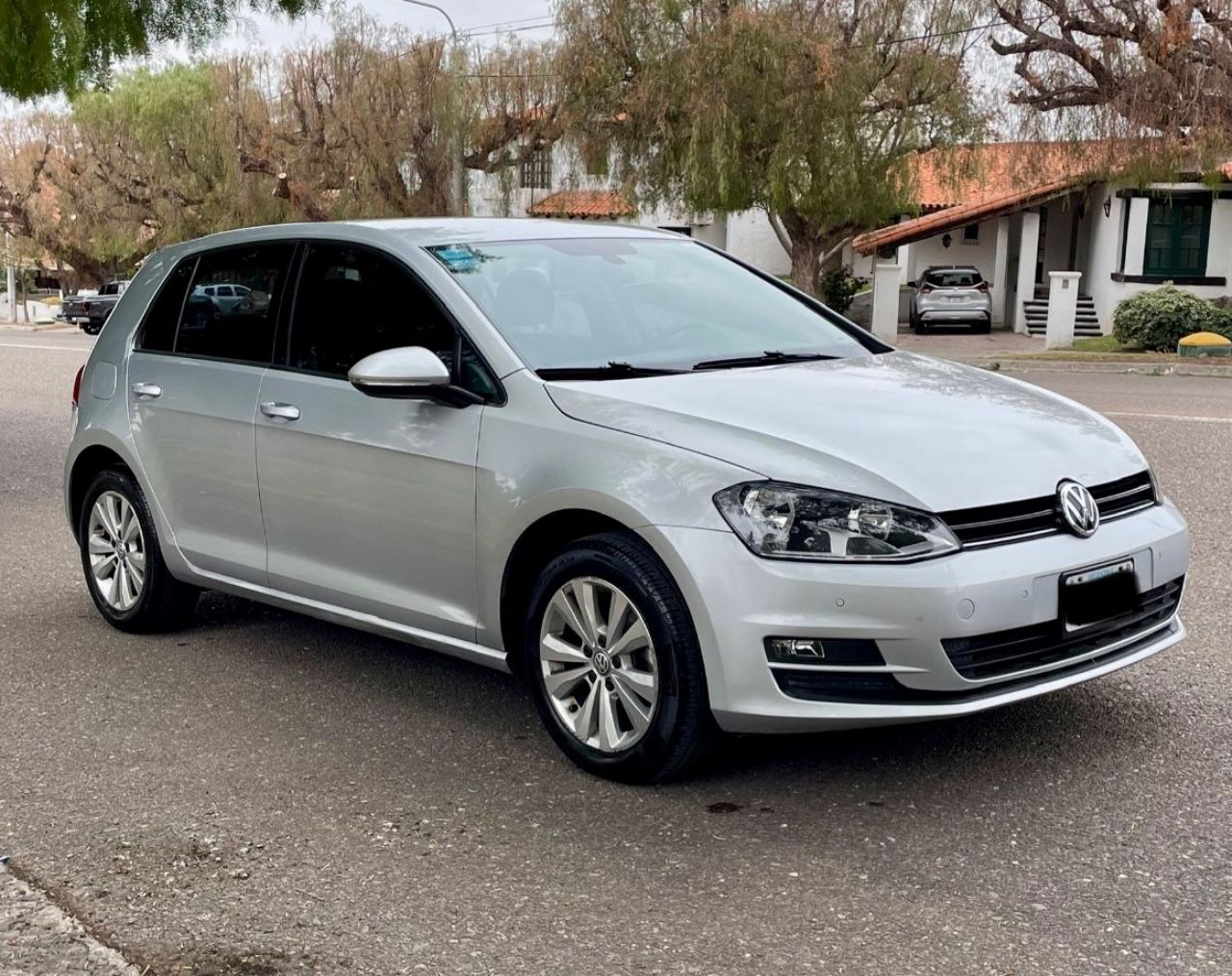 Volkswagen Golf Usado en Mendoza, deRuedas