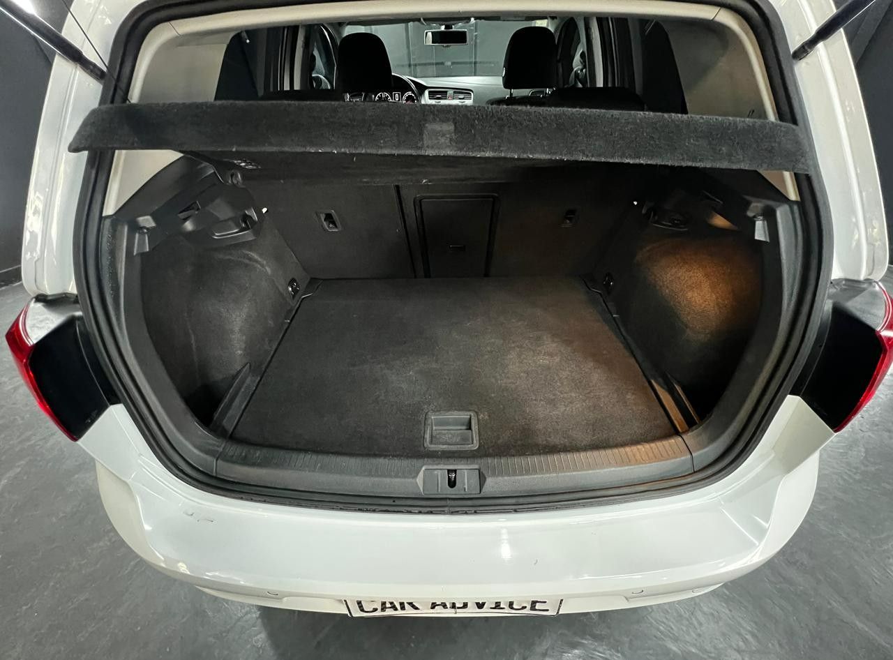 Volkswagen Golf Usado en Córdoba, deRuedas