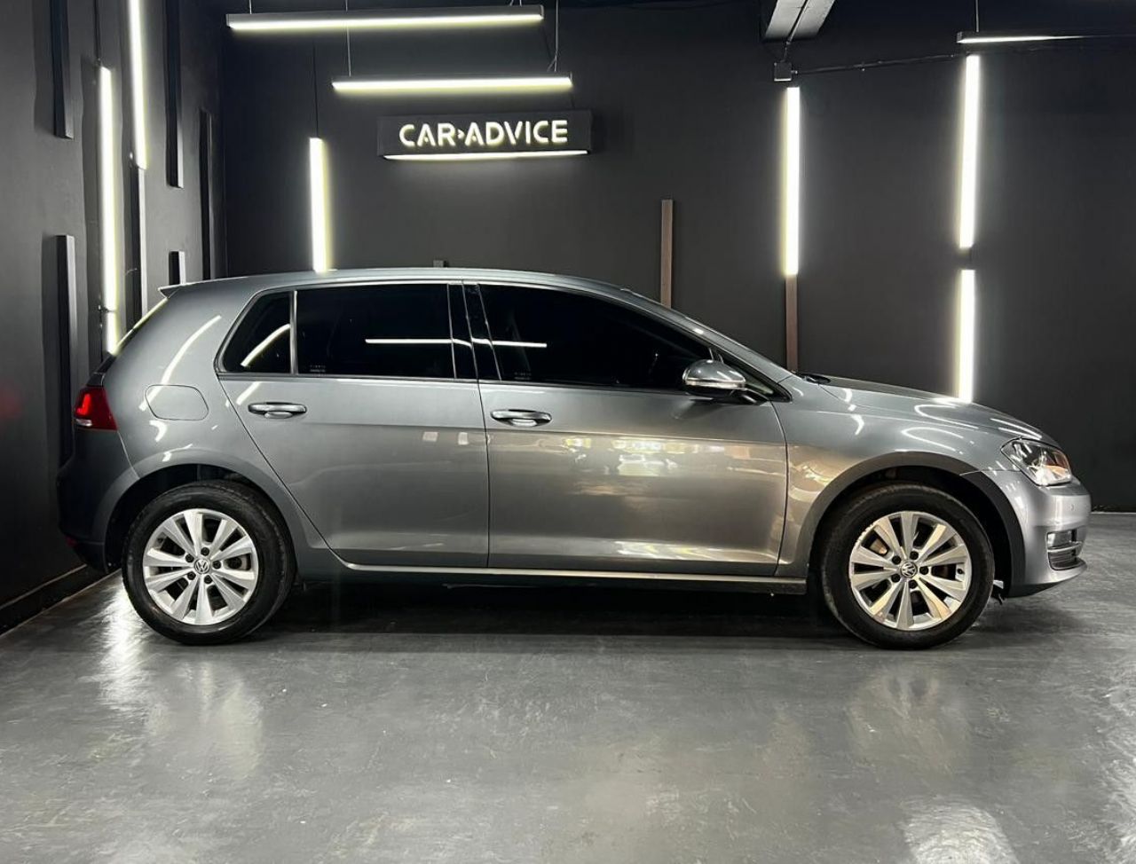 Volkswagen Golf Usado en Córdoba, deRuedas