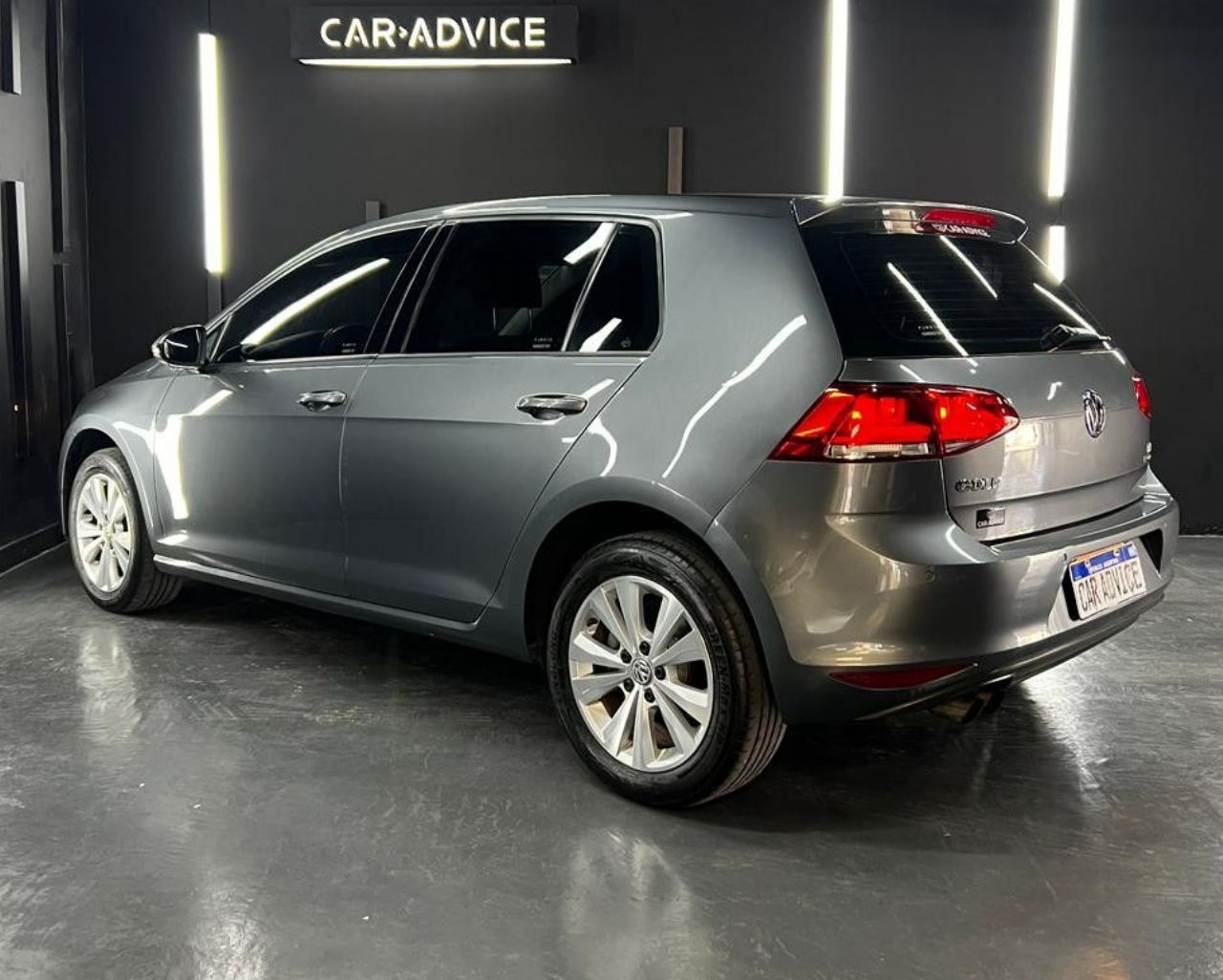 Volkswagen Golf Usado en Córdoba, deRuedas