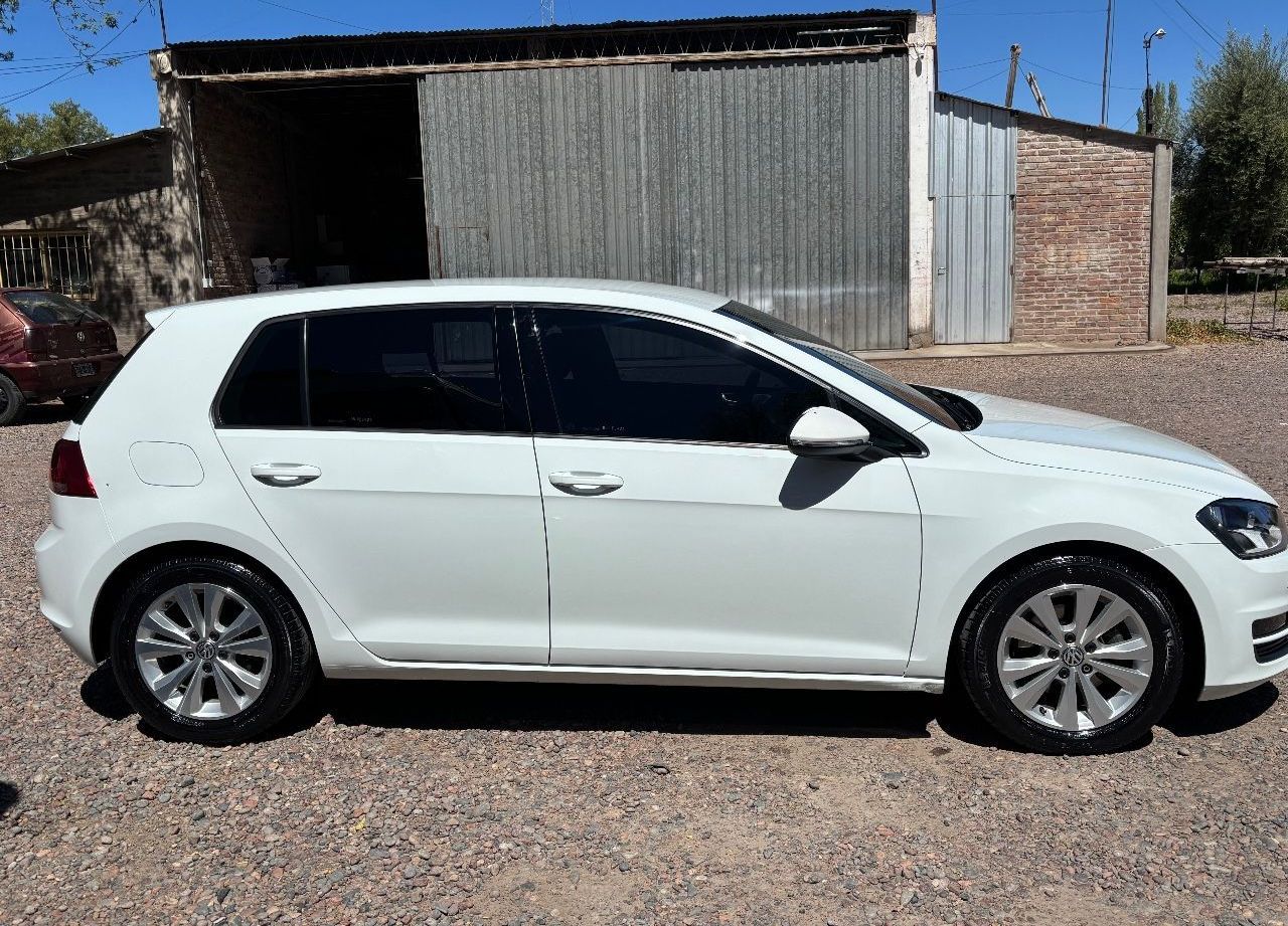 Volkswagen Golf Usado en Mendoza, deRuedas