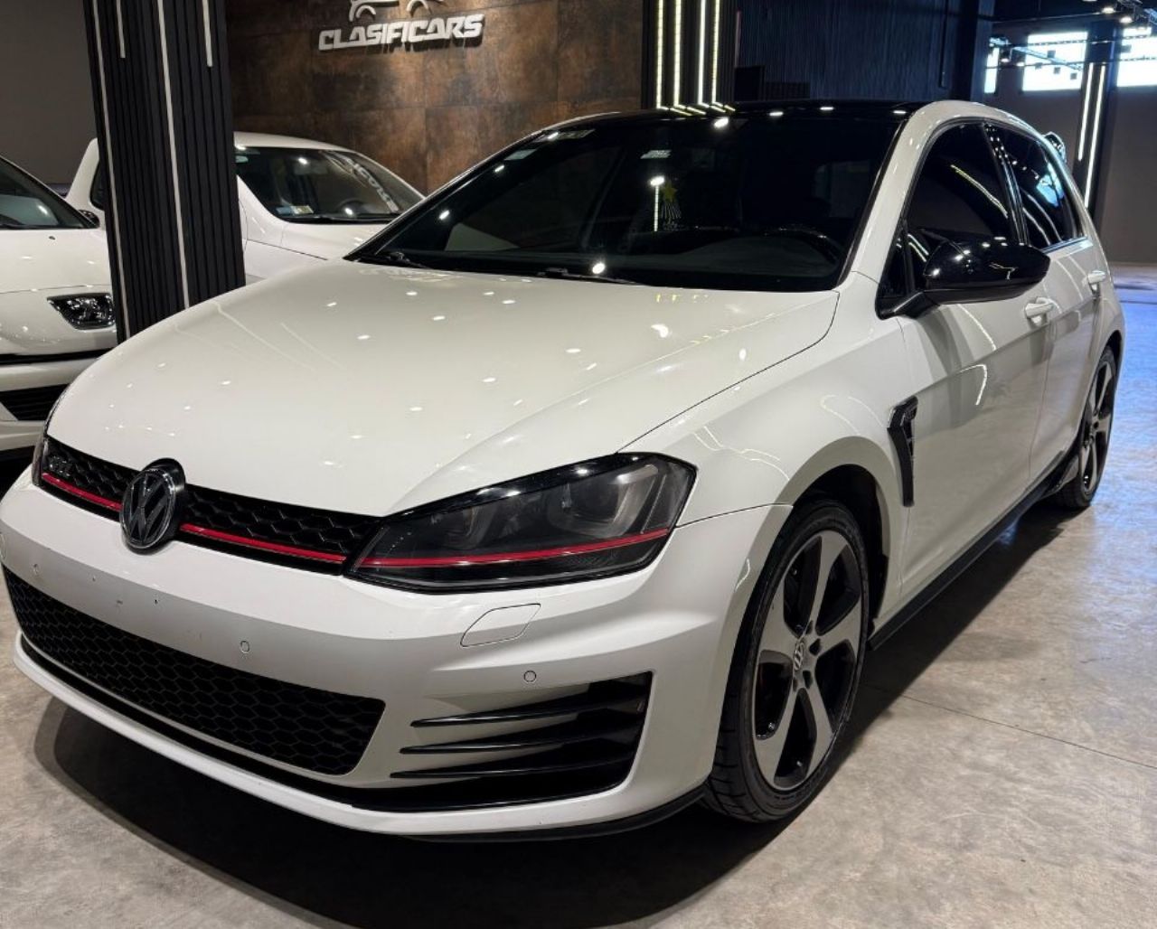 Volkswagen Golf Usado en Buenos Aires, deRuedas