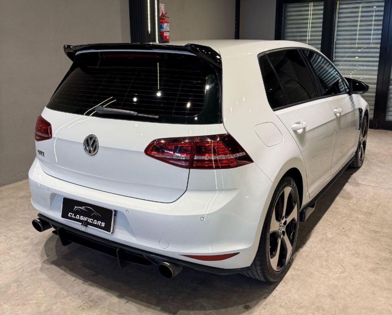 Volkswagen Golf Usado en Buenos Aires, deRuedas