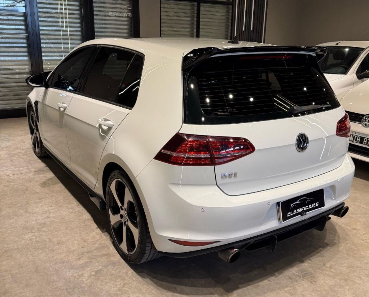 Volkswagen Golf Usado en Buenos Aires, deRuedas