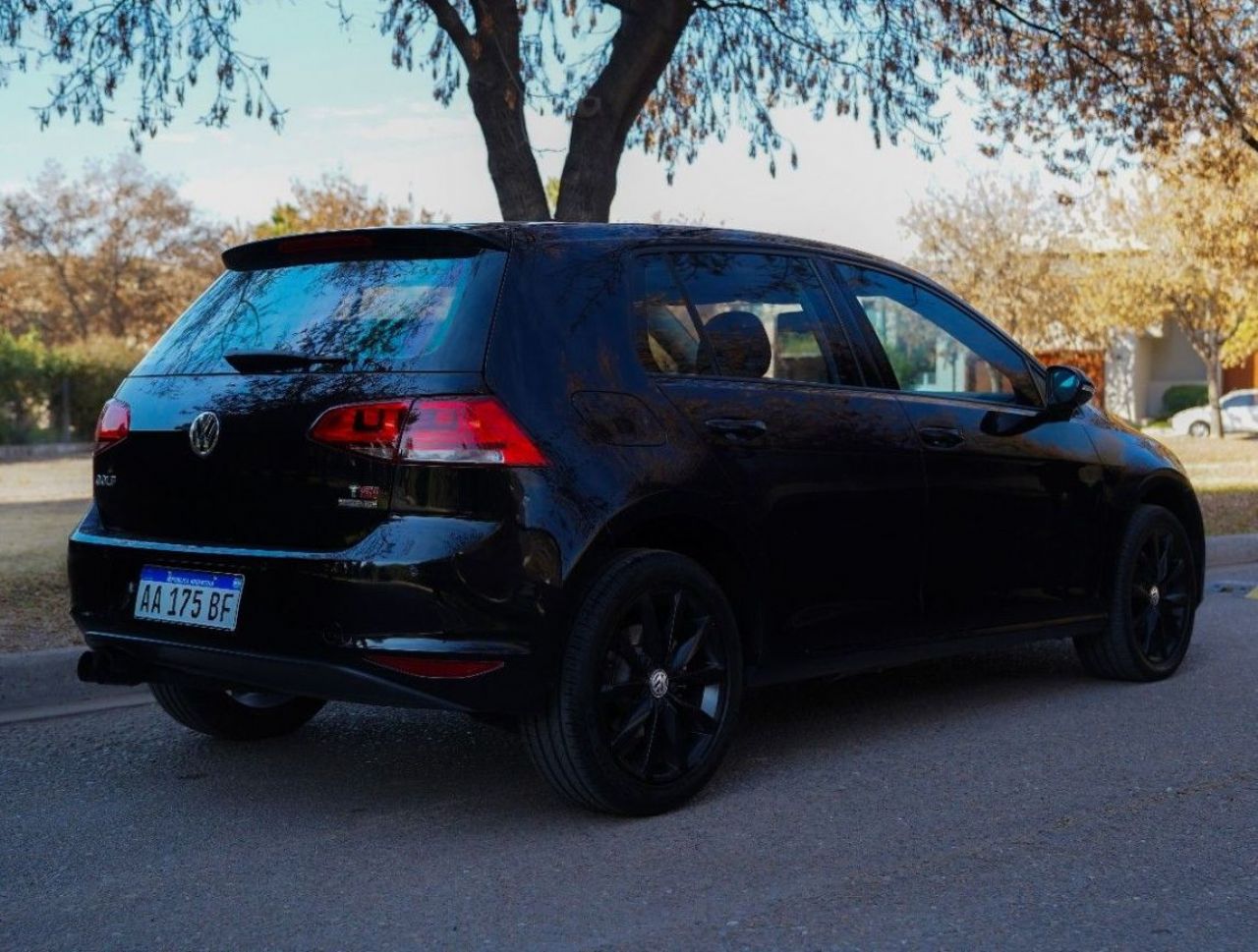 Volkswagen Golf Usado en Mendoza, deRuedas