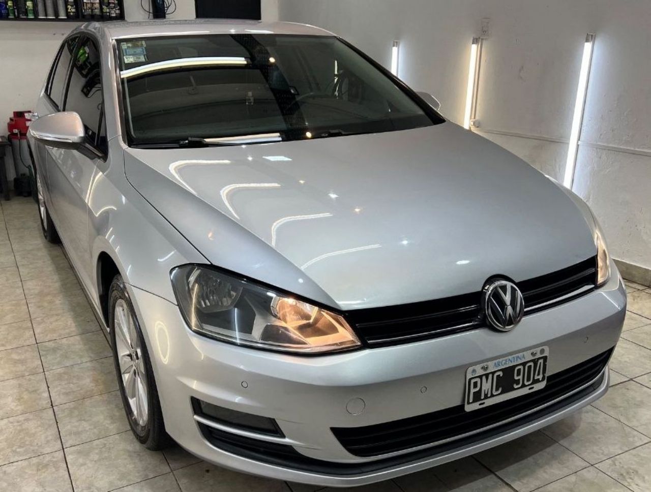 Volkswagen Golf Usado en Buenos Aires, deRuedas