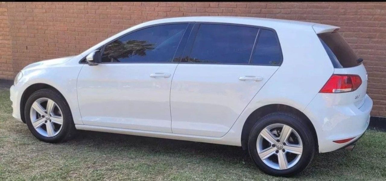 Volkswagen Golf Usado en Mendoza, deRuedas