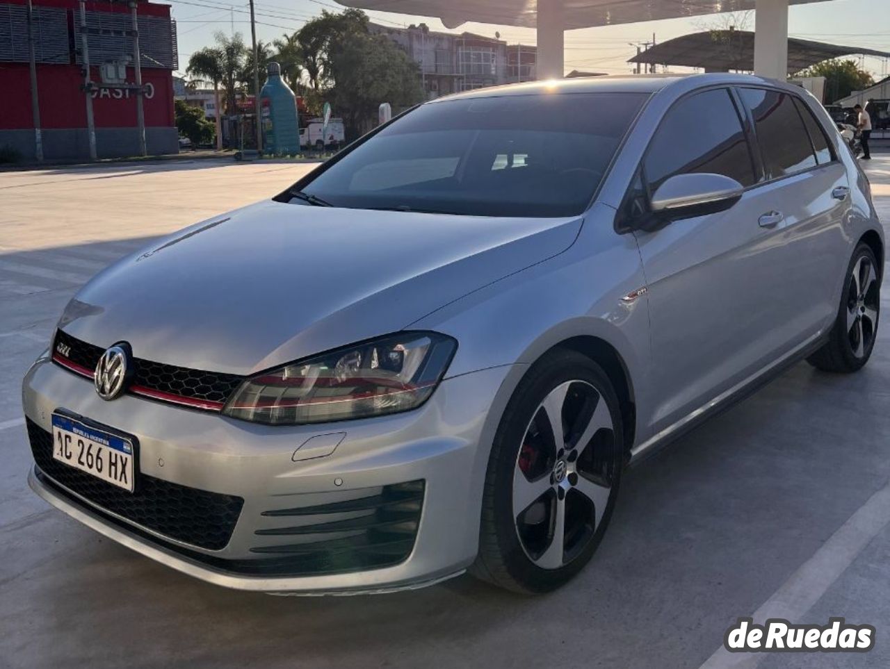 Volkswagen Golf Usado en Chaco, deRuedas