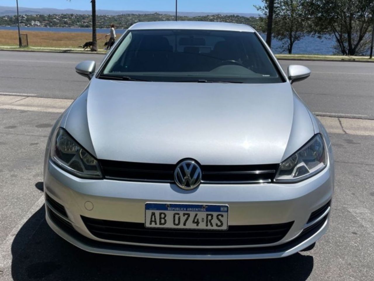 Volkswagen Golf Usado en Córdoba, deRuedas