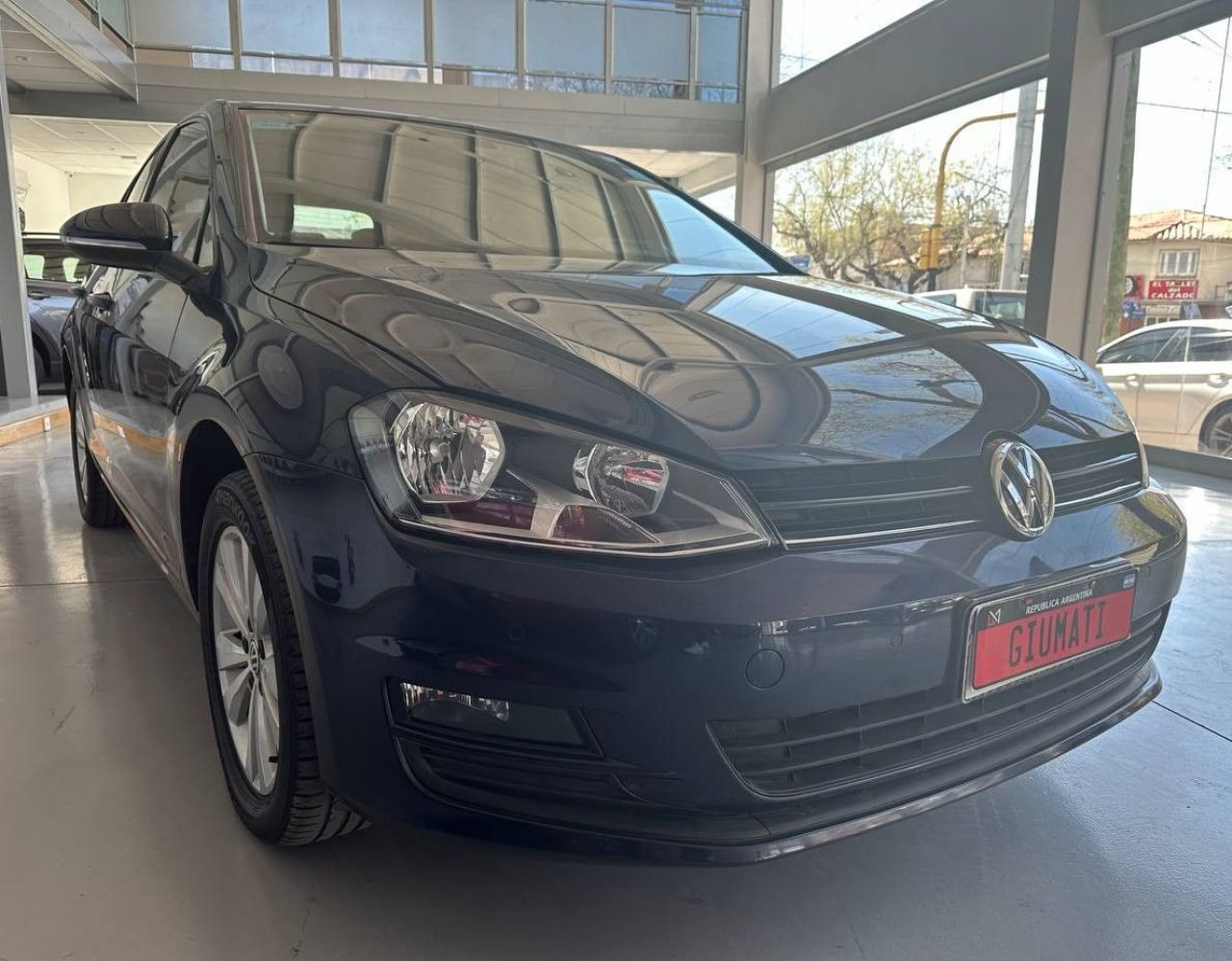 Volkswagen Golf Usado Financiado en Mendoza, deRuedas