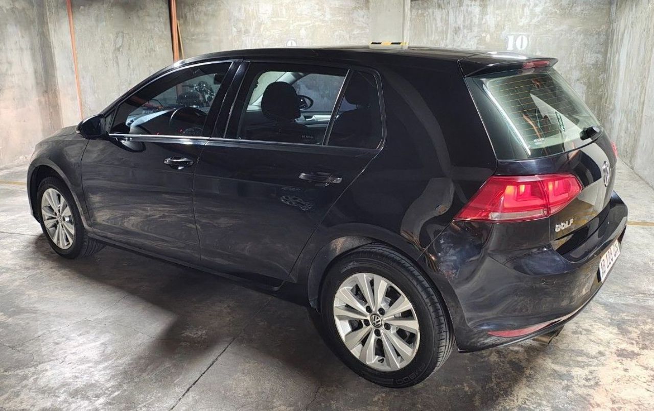Volkswagen Golf Usado en Mendoza, deRuedas