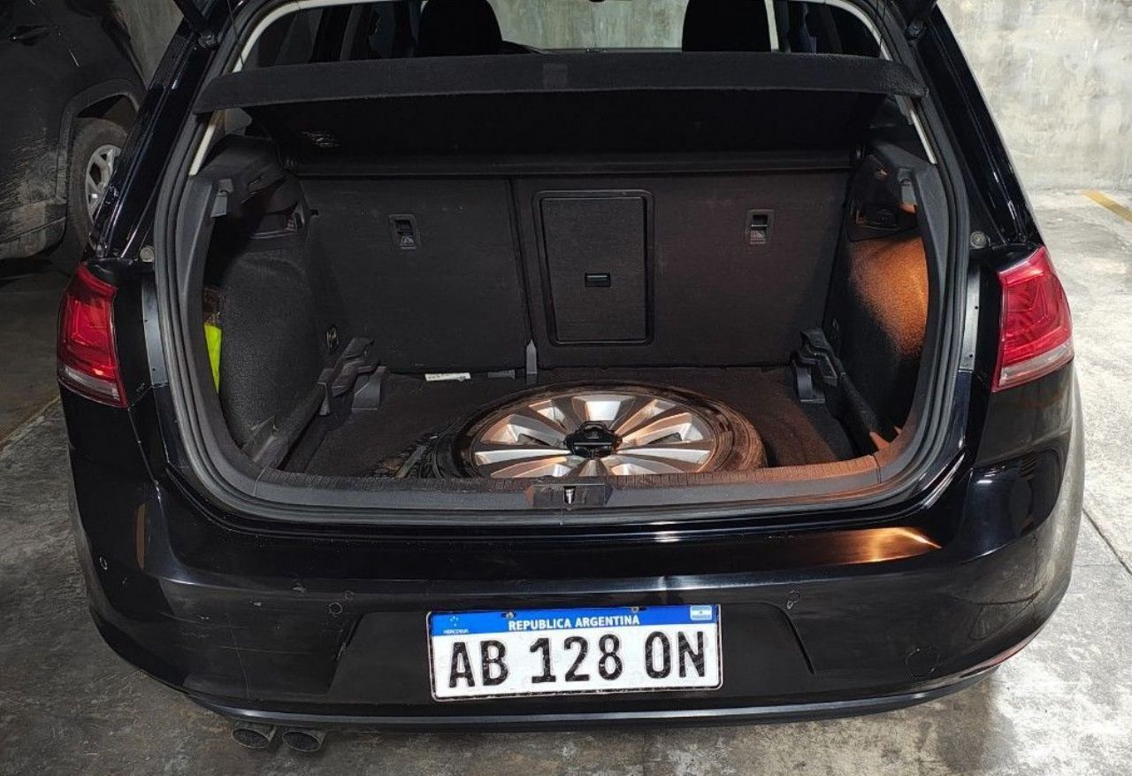 Volkswagen Golf Usado en Mendoza, deRuedas