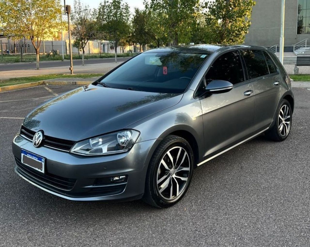 Volkswagen Golf Usado en Mendoza, deRuedas