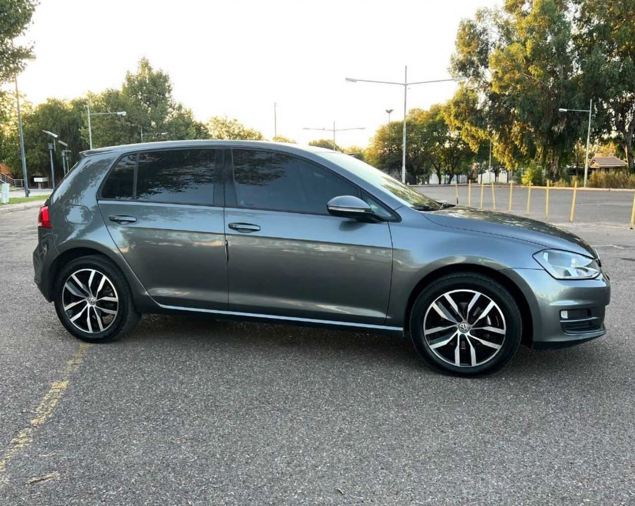 Volkswagen Golf Usado en Mendoza, deRuedas