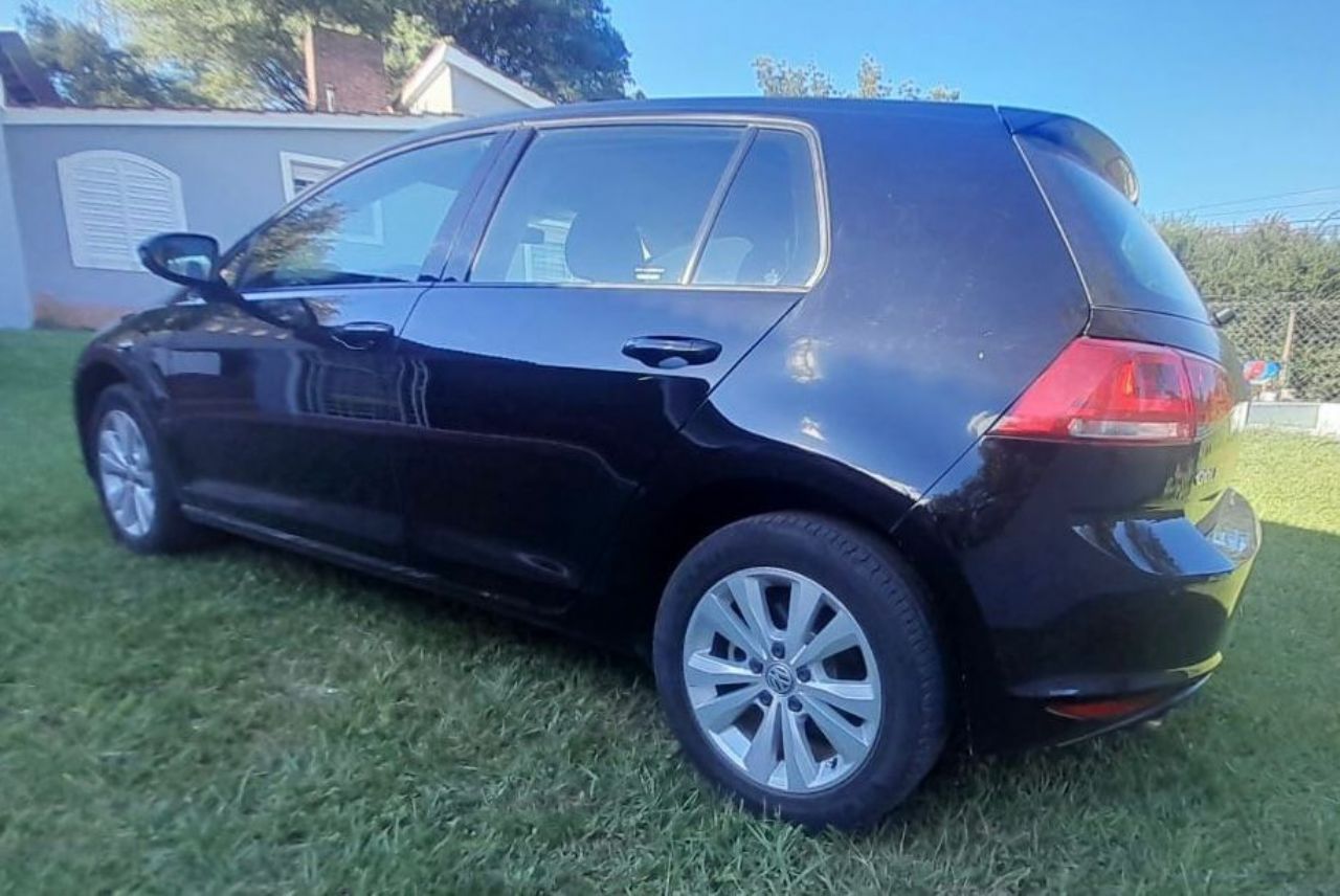 Volkswagen Golf Usado Financiado en Córdoba, deRuedas