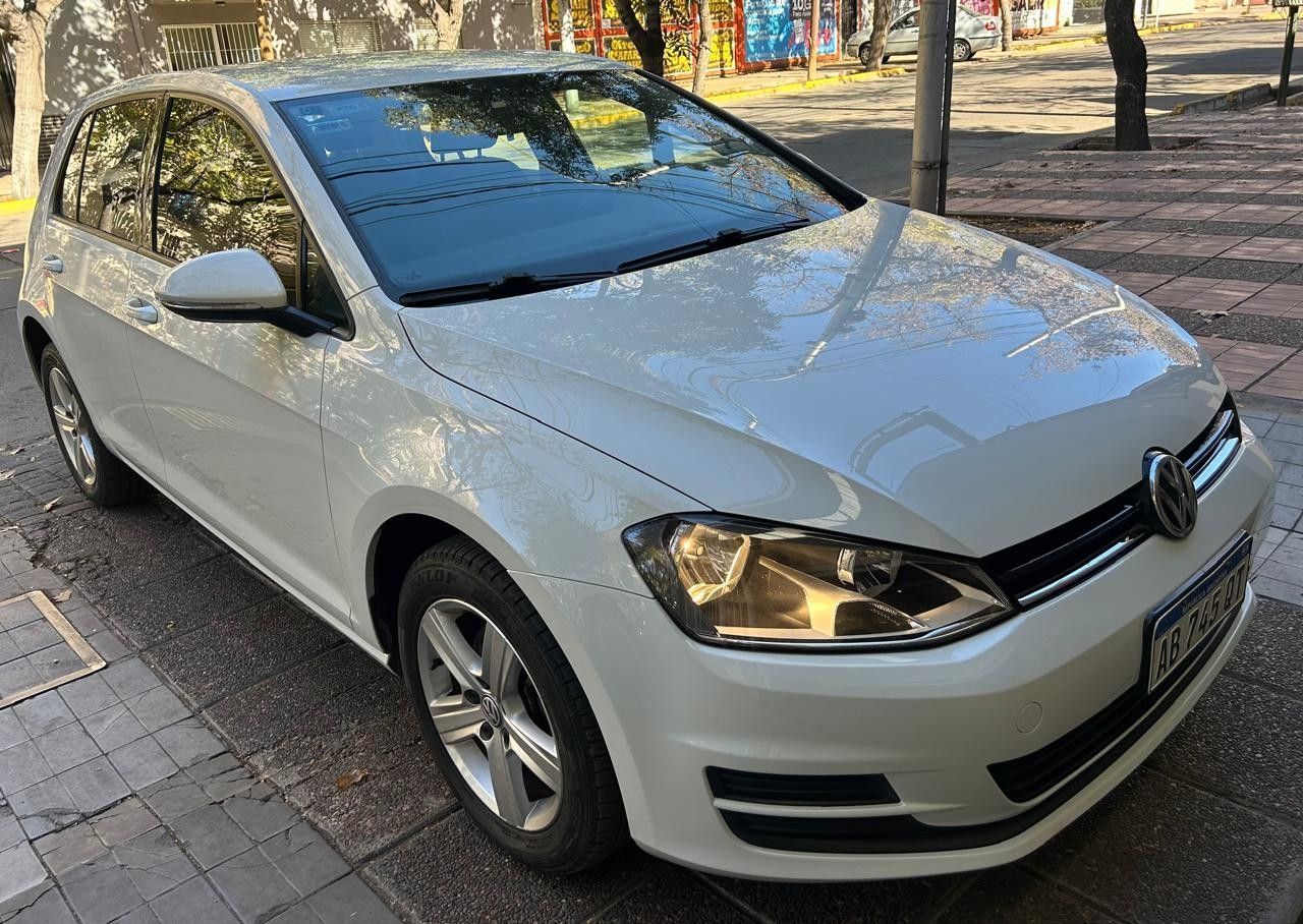 Volkswagen Golf Usado en Mendoza, deRuedas