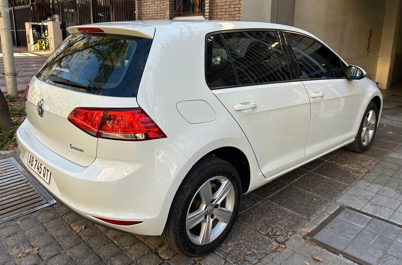 Volkswagen Golf Usado en Mendoza, deRuedas