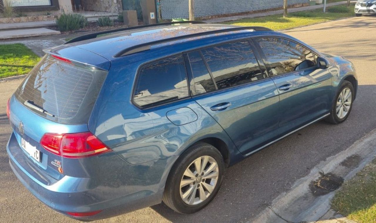 Volkswagen Golf Usado en Mendoza, deRuedas