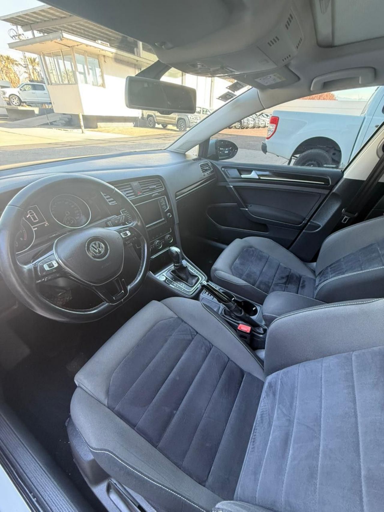 Volkswagen Golf Usado en Mendoza, deRuedas