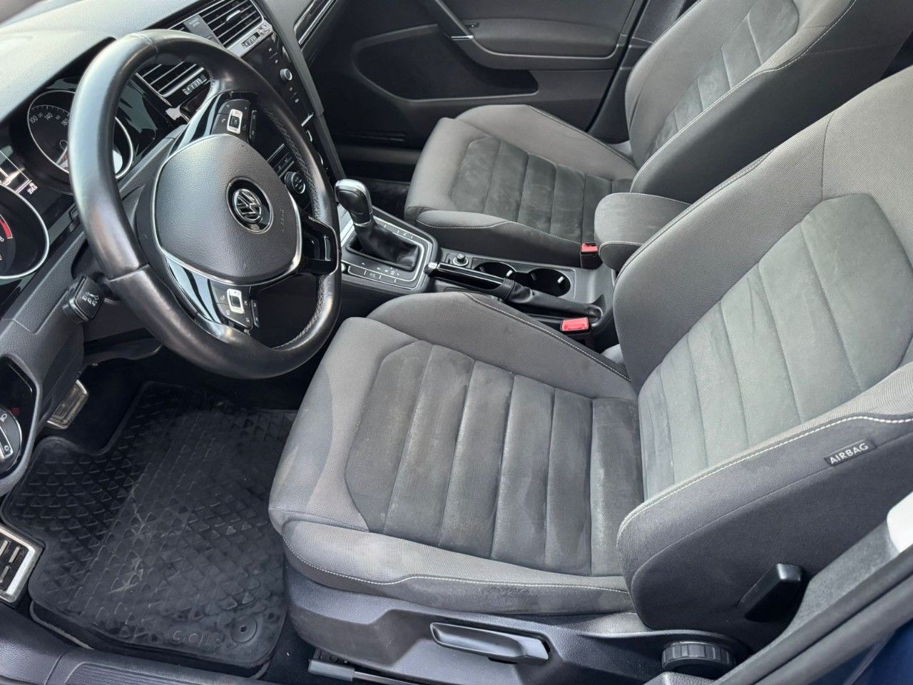 Volkswagen Golf Usado en Córdoba, deRuedas