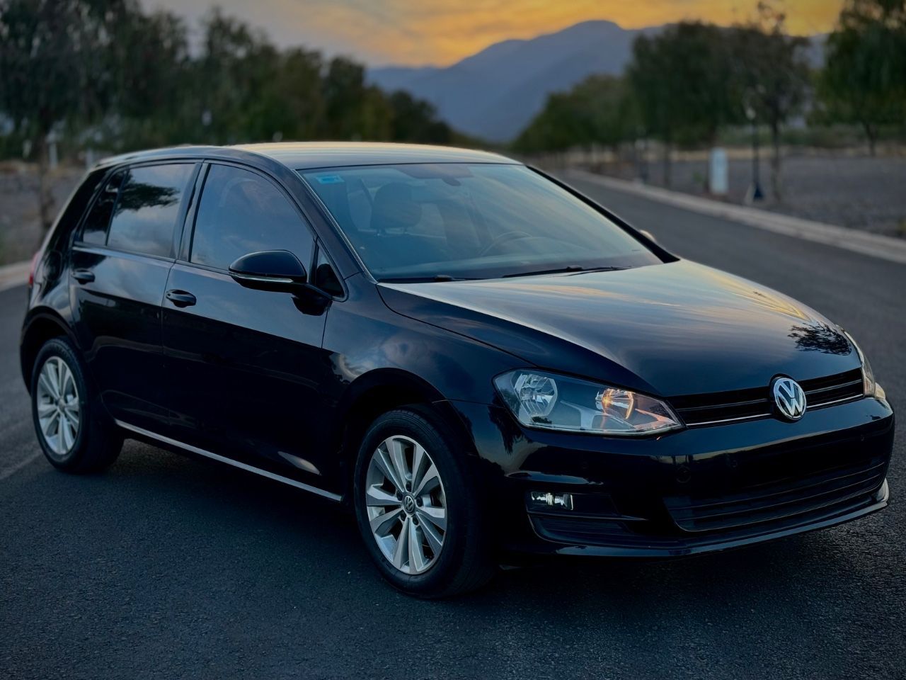Volkswagen Golf Usado Financiado en Mendoza, deRuedas