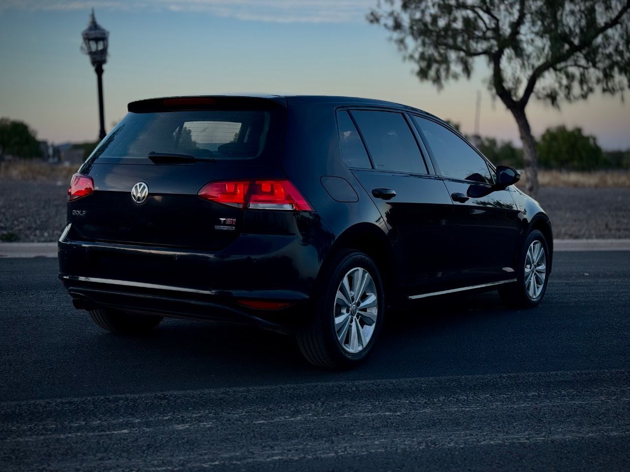 Volkswagen Golf Usado Financiado en Mendoza, deRuedas