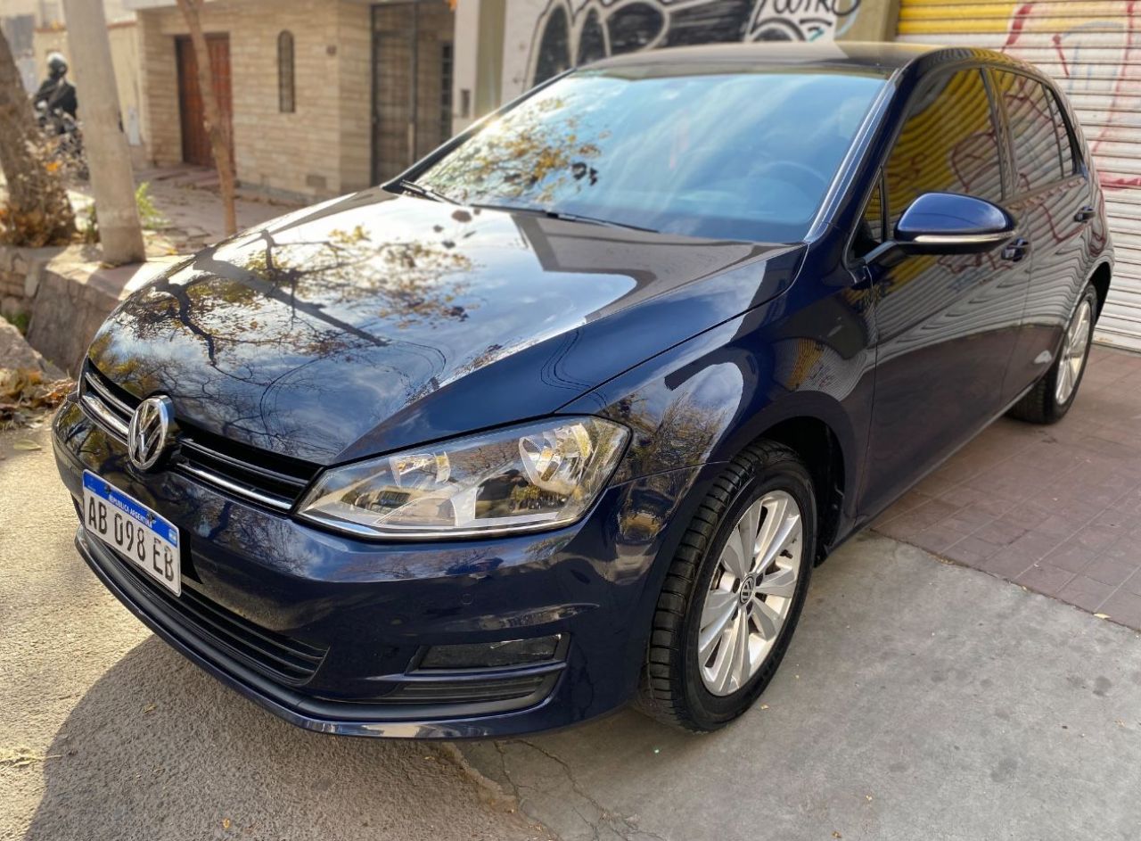 Volkswagen Golf Usado Financiado en Mendoza, deRuedas
