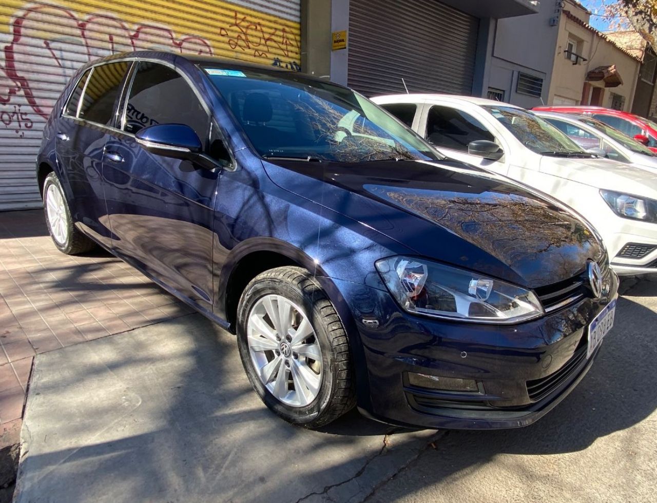 Volkswagen Golf Usado Financiado en Mendoza, deRuedas