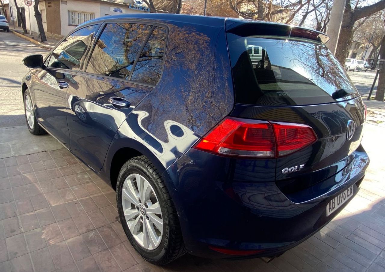 Volkswagen Golf Usado Financiado en Mendoza, deRuedas