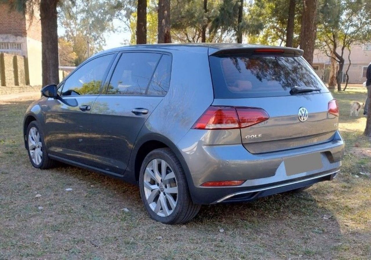 Volkswagen Golf Usado en Córdoba, deRuedas