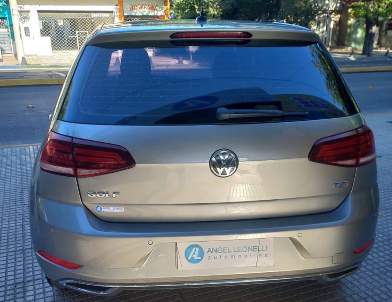 Volkswagen Golf Usado Financiado en Mendoza, deRuedas