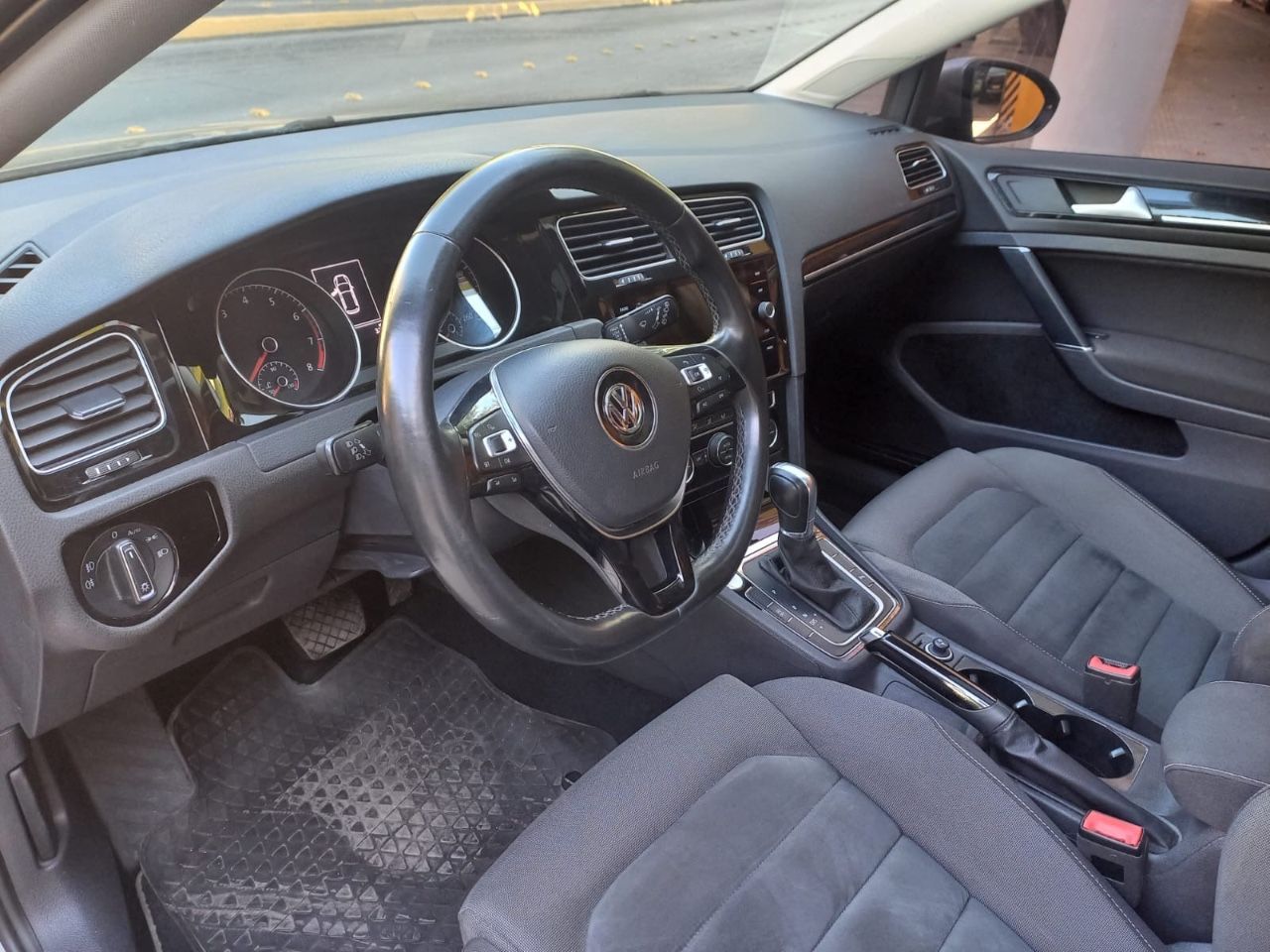 Volkswagen Golf Usado Financiado en Mendoza, deRuedas