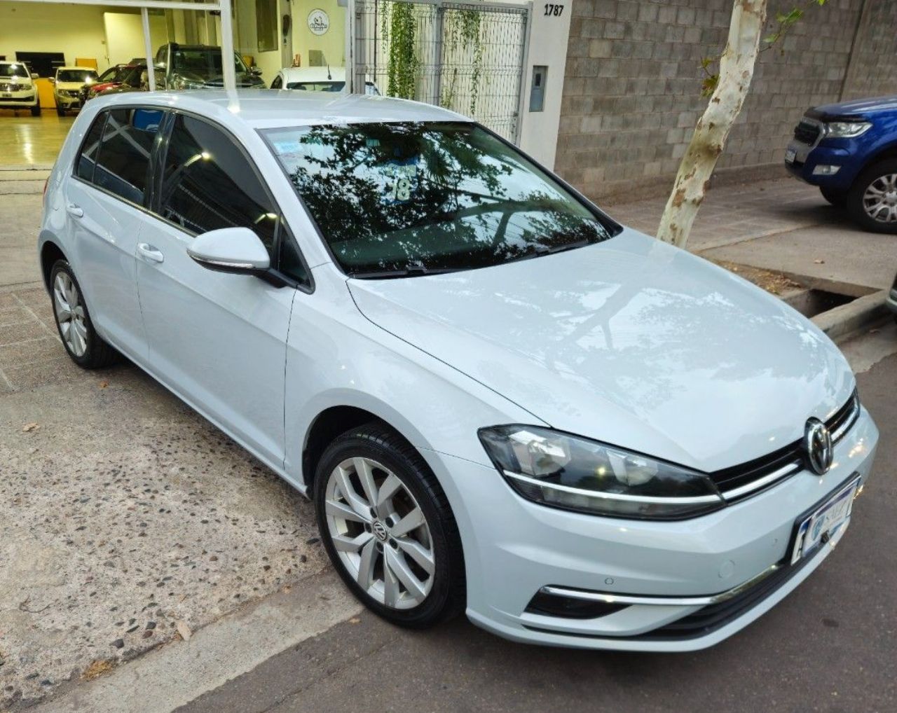 Volkswagen Golf Usado Financiado en Mendoza, deRuedas