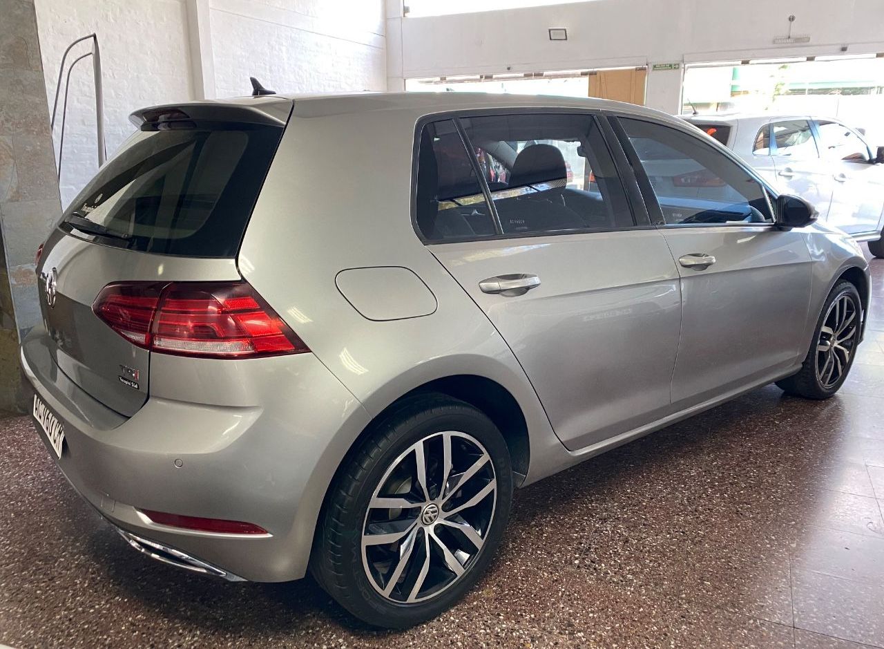 Volkswagen Golf Usado Financiado en Mendoza, deRuedas