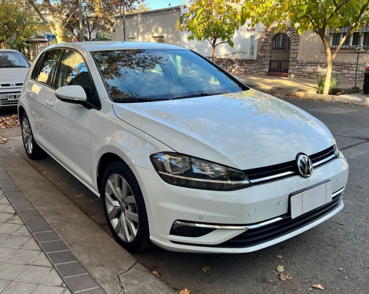 Volkswagen Golf Usado Financiado en Mendoza, deRuedas