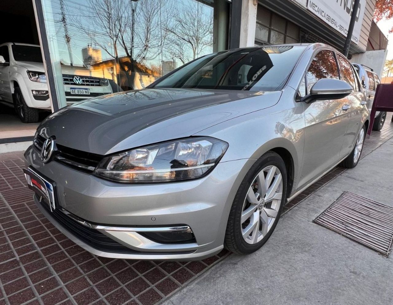 Volkswagen Golf Usado Financiado en Mendoza, deRuedas