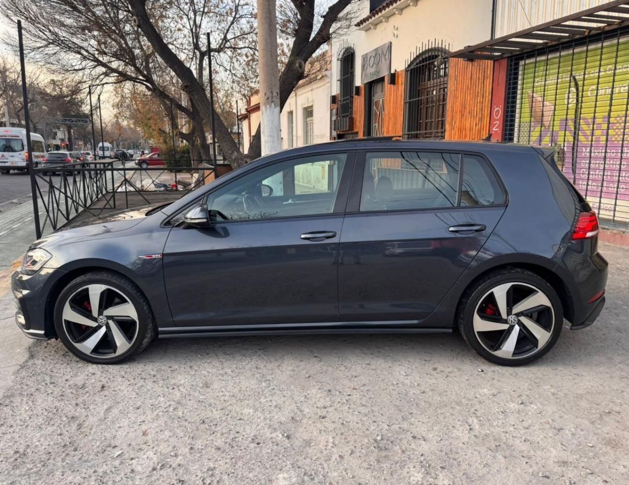 Volkswagen Golf Usado Financiado en Mendoza, deRuedas